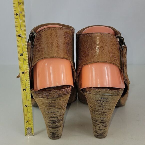 Paul Green Cayanne Peep Toe Sandal (Women) - Picture 6 of 15